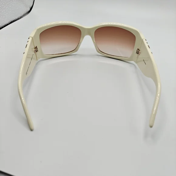 Christian Dior Rain 1 Ivory Frame & Brown Gradien Sunglasses with Gold Detailing Christian Dior Rain 1 Ivory Frame & Brown Gradien Sunglasses  main image 2
